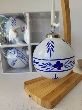 Sigrid Olsen Home S/4 Ornaments with Blue Leaf & Floral Pattern